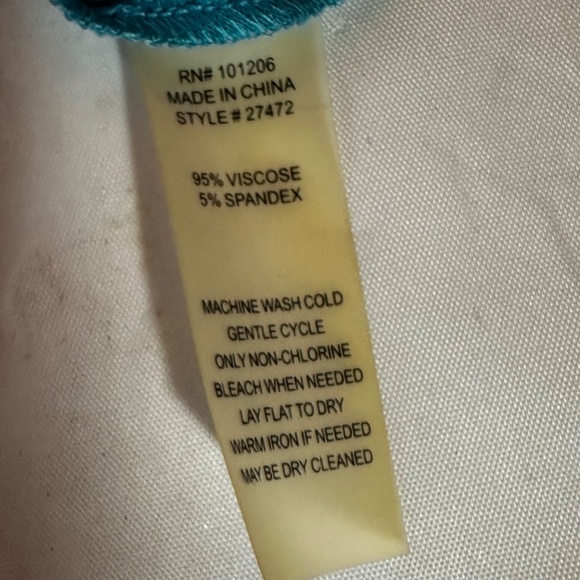 Loungewear  hooded caftan with Hamza ornament Size large - Picture 6 of 11